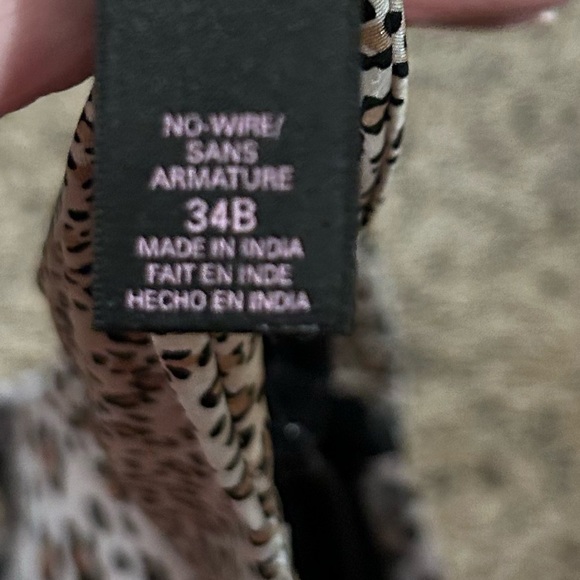 Victoria’s Secret Very Sexy Push-Up Leopard Size 34B bra bx - Picture 4 of 4